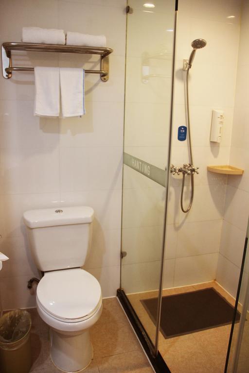 Hanting Hotel Shanghai Hongqiao Railway Station Huqingping Highway Chambre photo